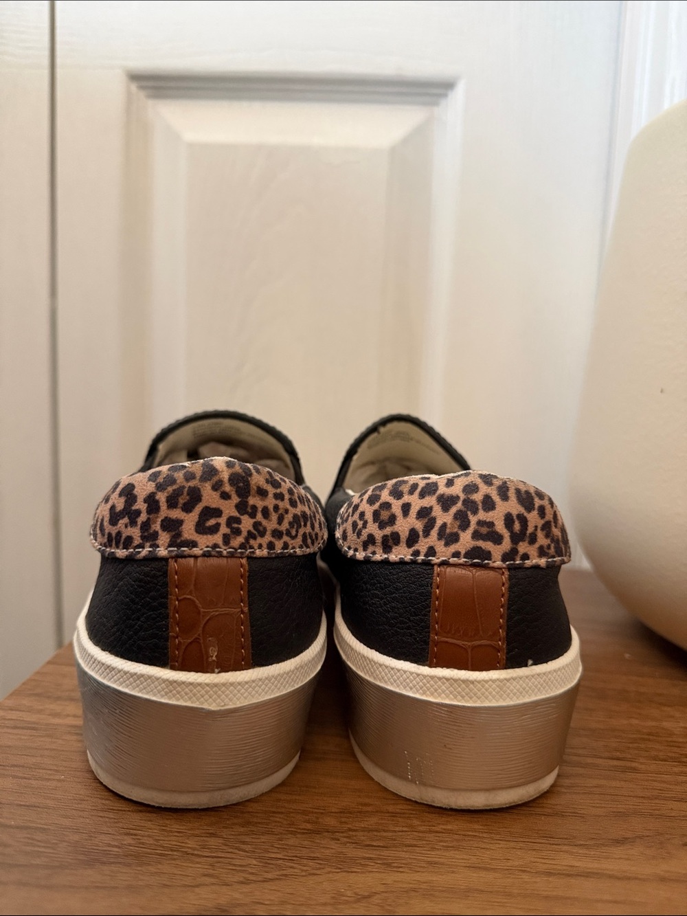Dolce Vita Zyon Black Leopard Slip On Sneakers Women’s Size 7.5 - Picture 9 of 9